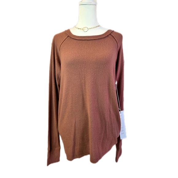 Lumiere Sweaters - NWT Lumiere Women's Crew Neck Sweater - Rust Brown